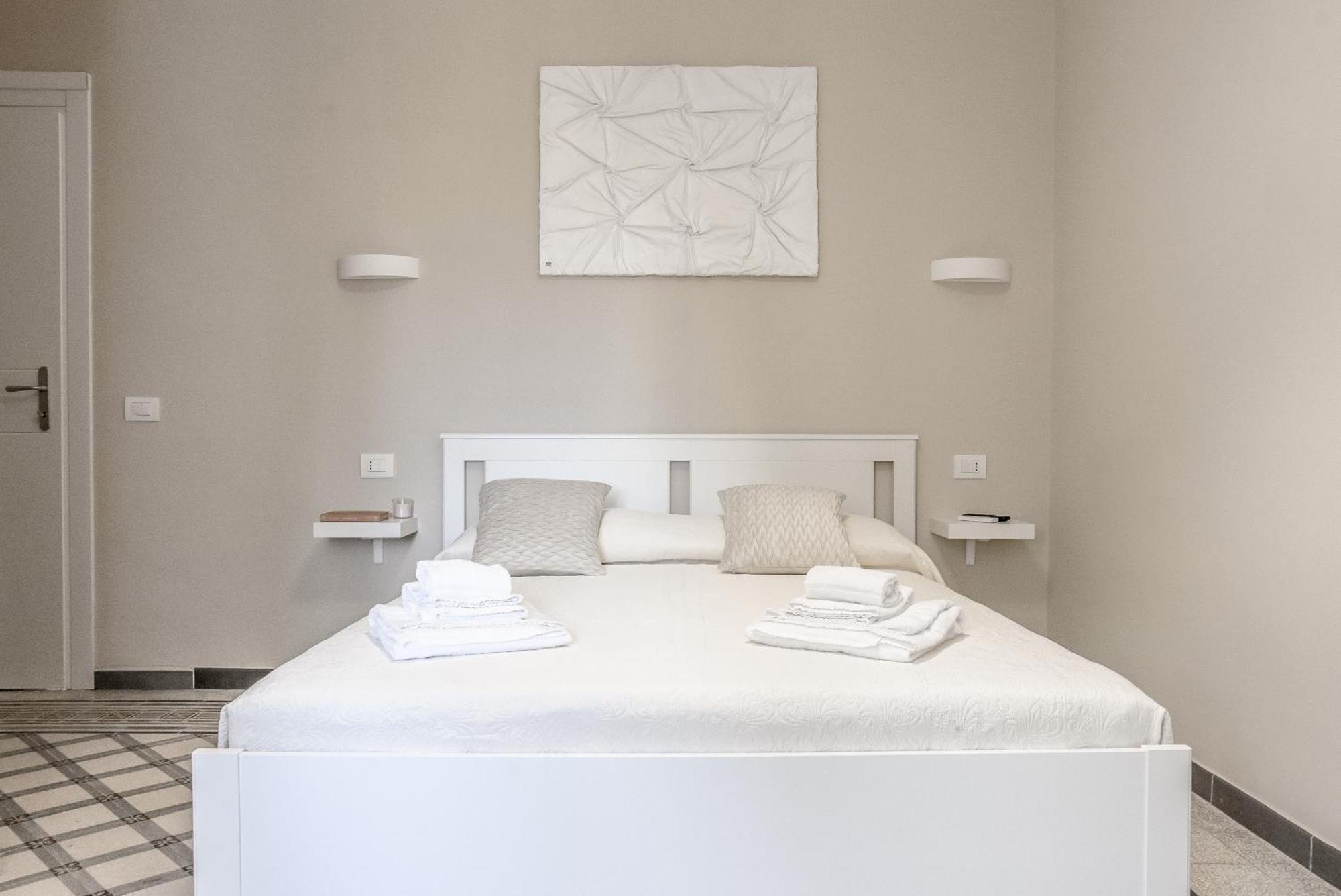 Mariolina'S Suites Cagliari Exterior foto